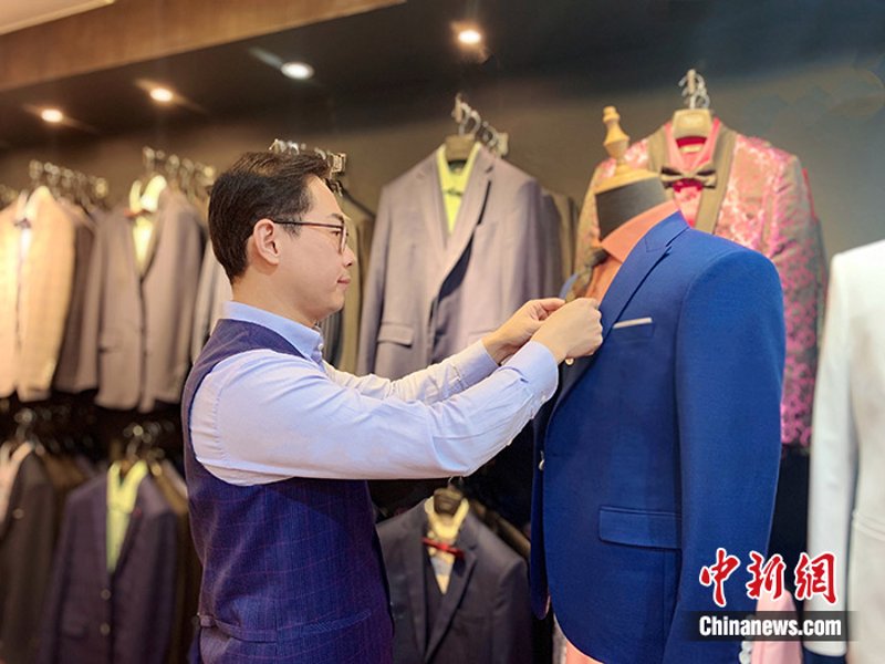 潮流时尚与个性化追求：北京服装定制行业的崛起